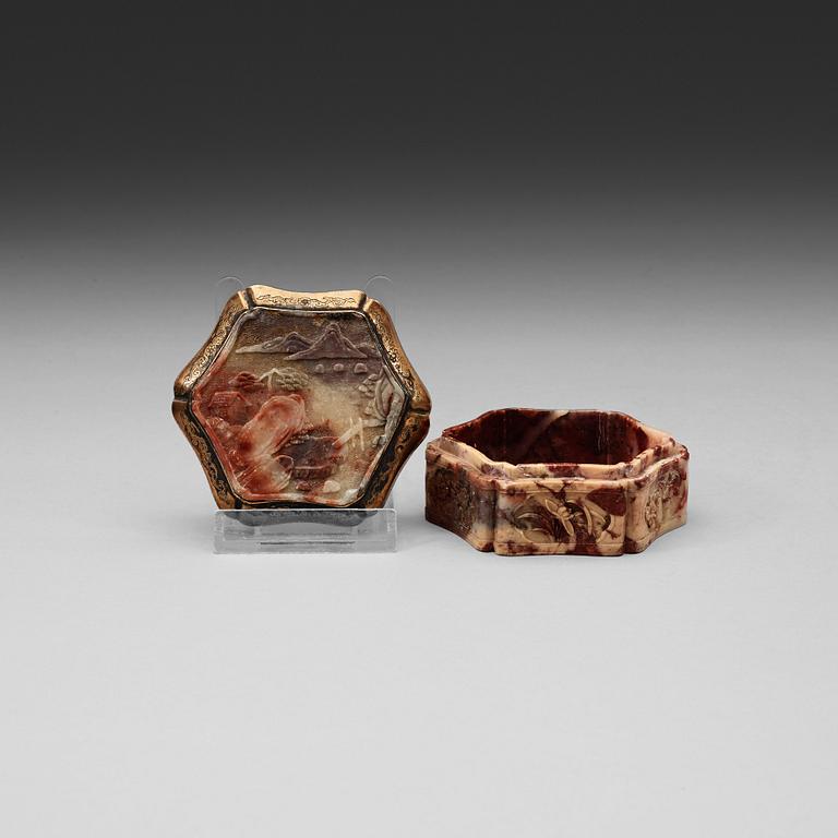 A soapstone box with cover, Qing dynasty late 18th century.