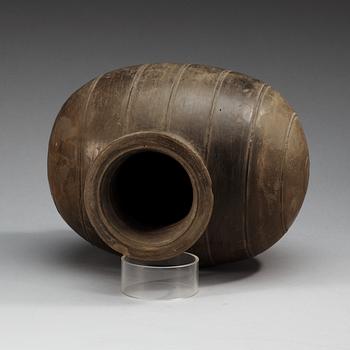 A potted jar, Han dynasty (206 BC - 200 AD).