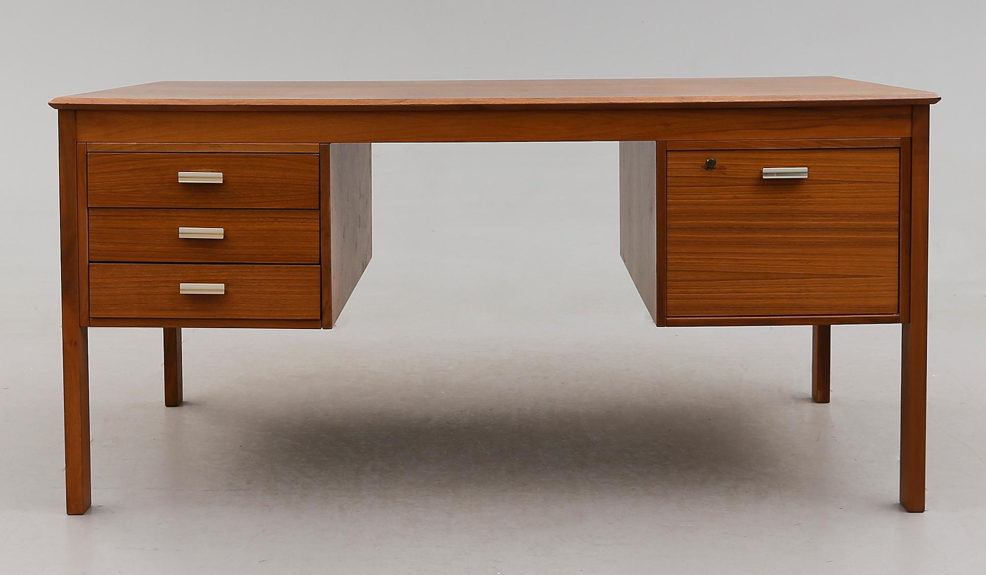 SKRIVBORD, 1900-talets andra hälft.