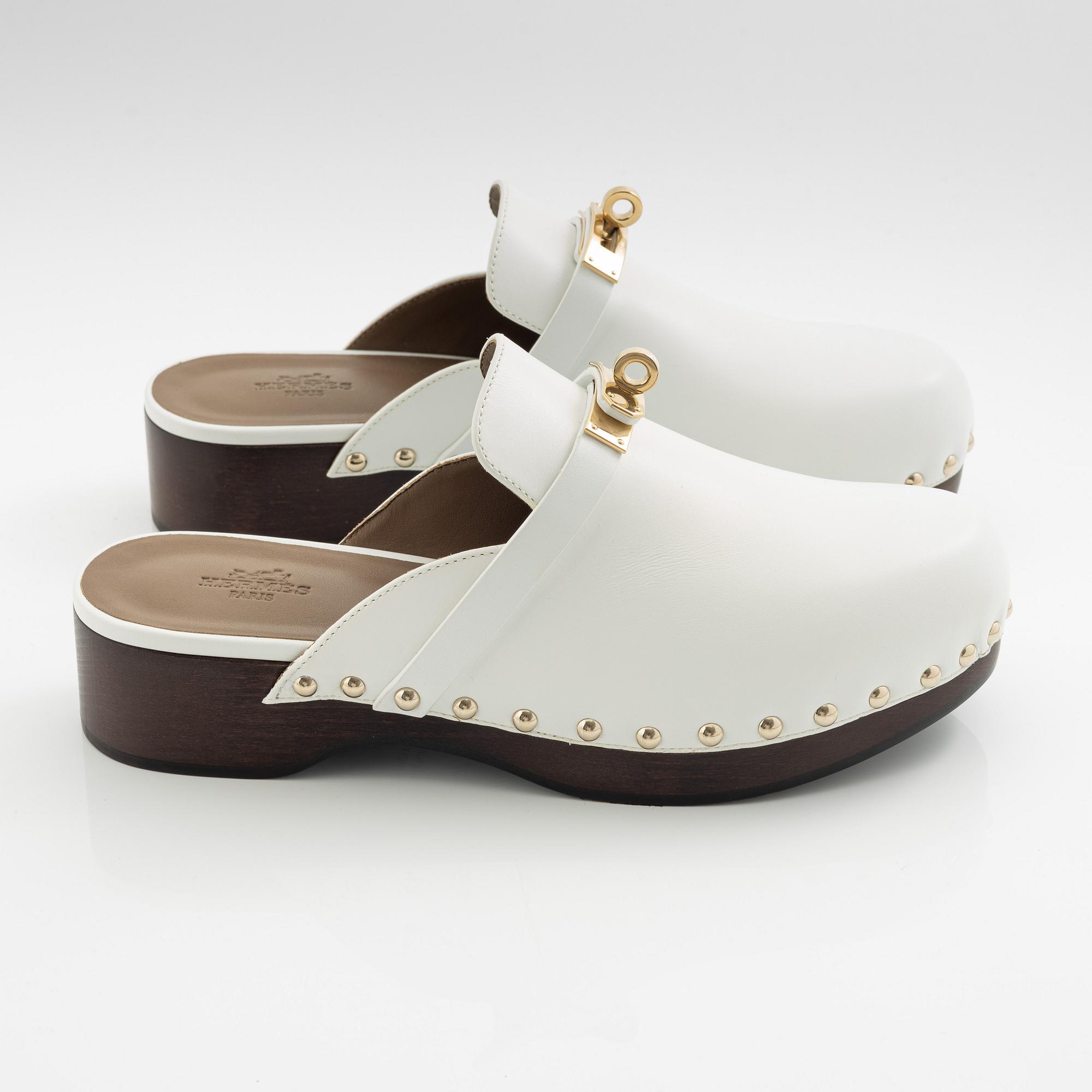 Hermès, "Carlotta Mules", size 37.