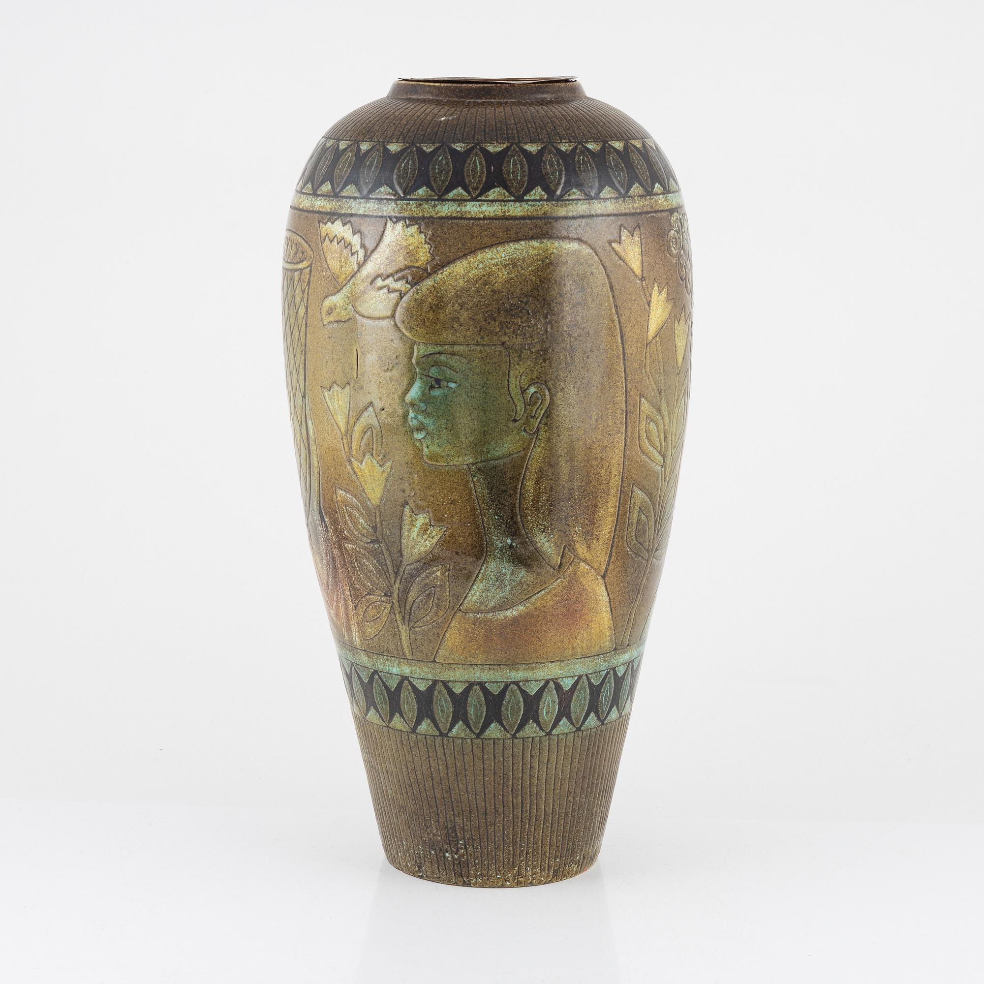 Bonni Rehnkvist, a ceramic vase, Törngrens krukmakeri, Falkenberg.