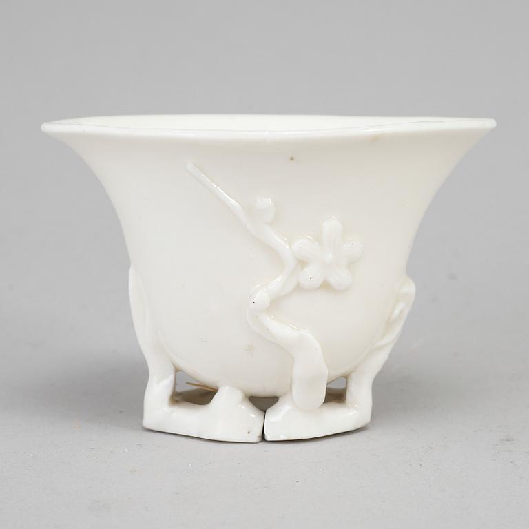 A blanc de chine libation cup, Qing dynasty, Kangxi (1662-1722).