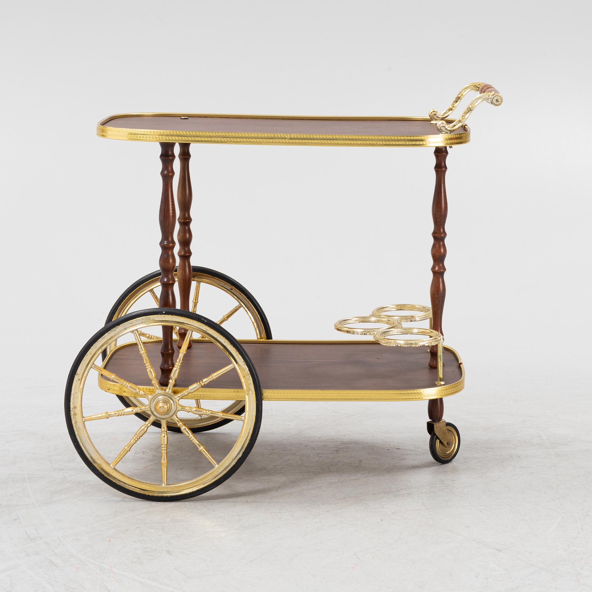 A drinks trolley, second half of the 20th Century.
