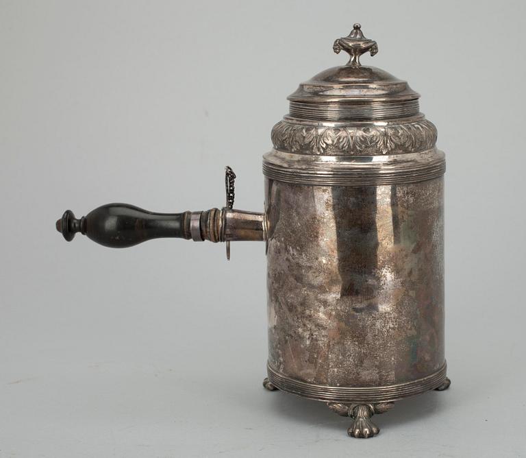 KANNA, silver, Olof Hellbom, Stockholm 1806. Tot. vikt ca 673,7 gr.