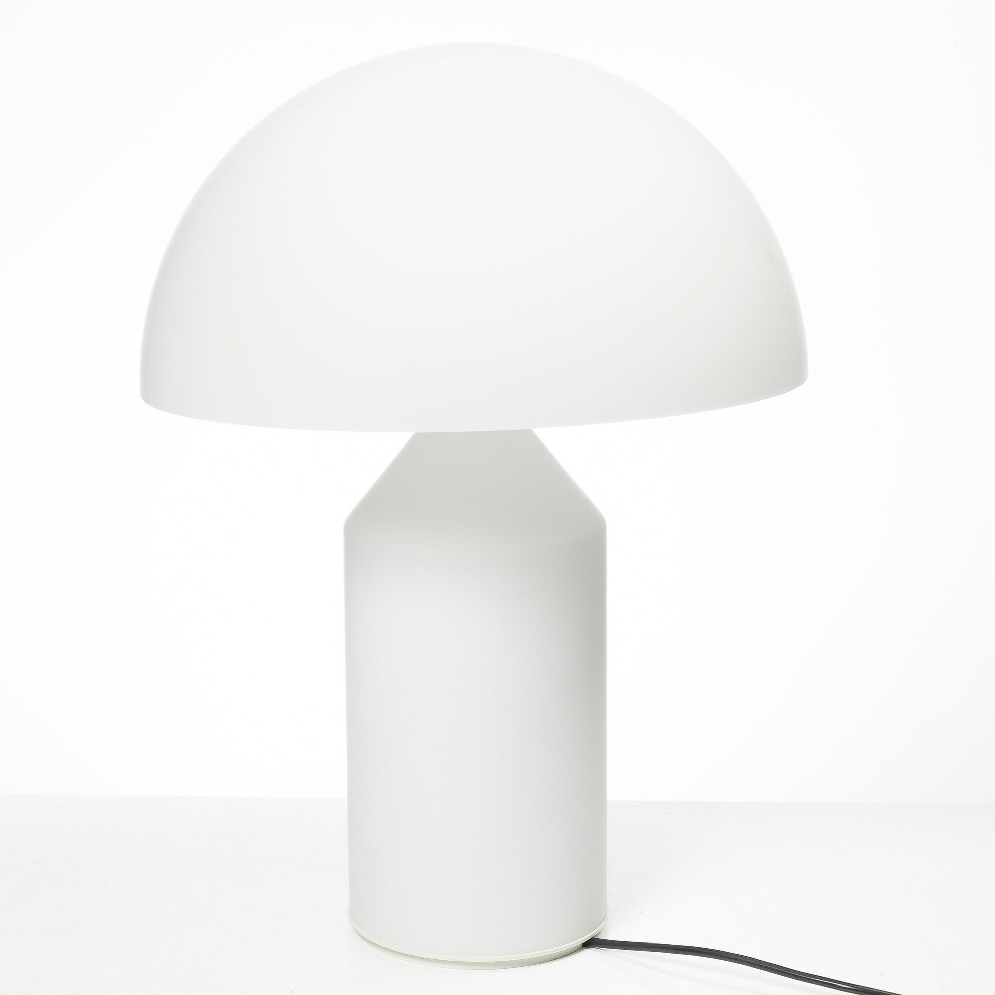 Vico Magistretti, bordslampa, "Atollo", Oluce, Italien.