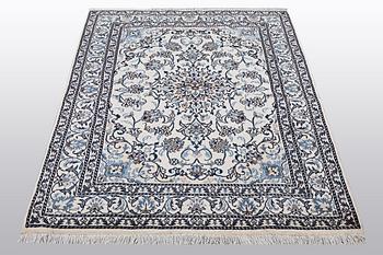 A rug, Nain, part silk, sk 9 LAA, ca 209 x 146 cm.
