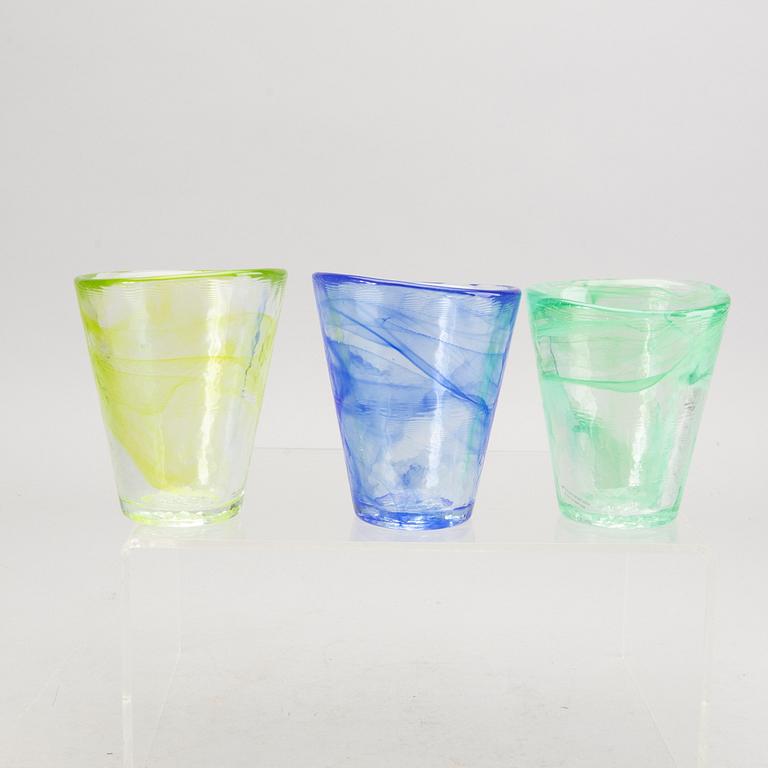 Ulrica Hydman-Vallien, servis 43 dlr "Mine - Nobody else's" Kosta Boda sent 1900-tal glas.