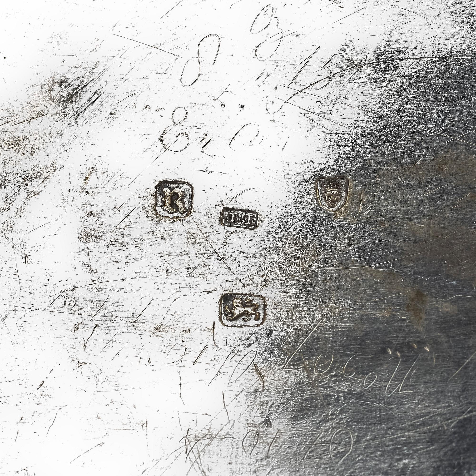 TEDOSA, silver, London, 1700-tal. Tot ca 260 gram.