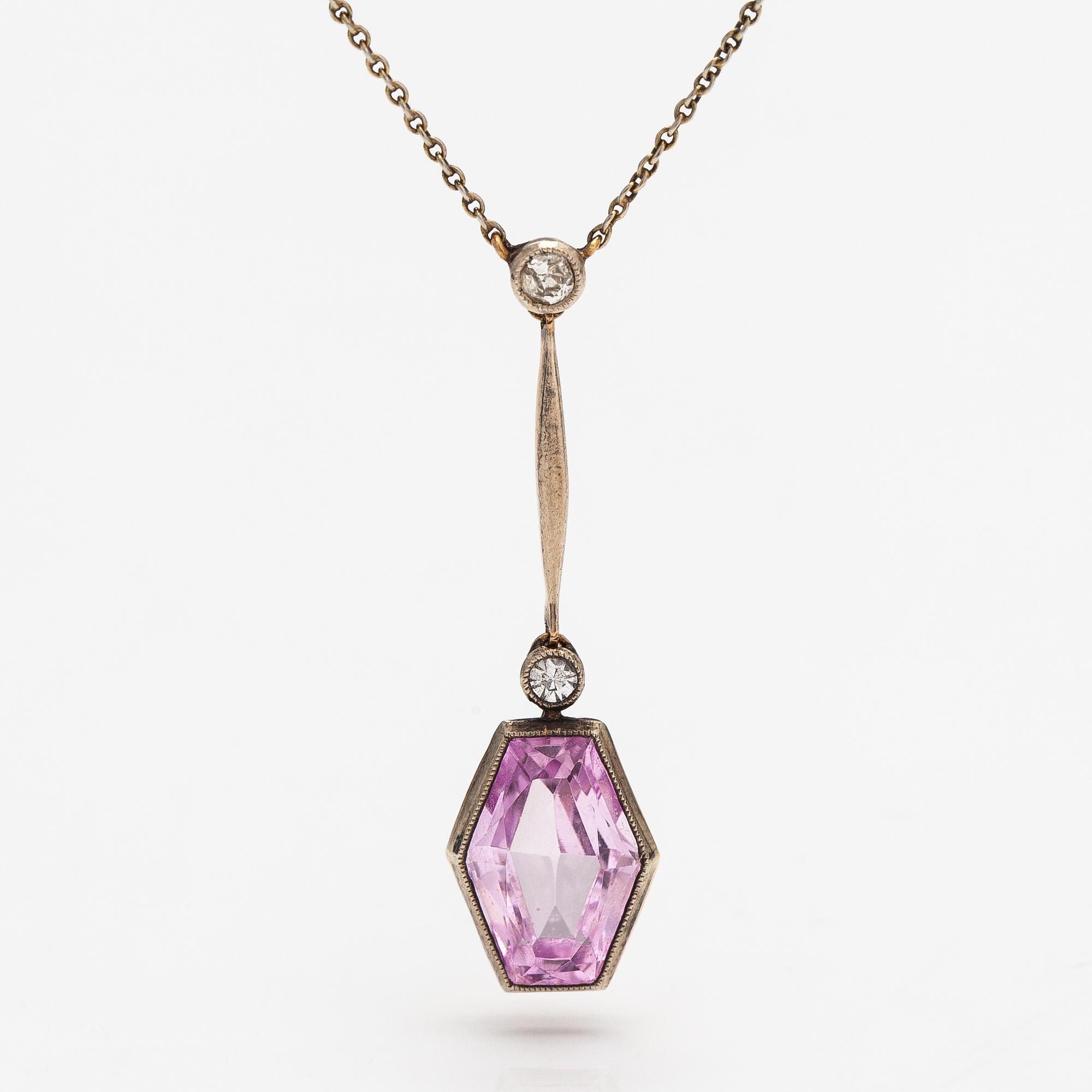 Halsband, 18K guld, diamanter ca 0.07 ct tot och syntetisk safir. Helsingfors 1927.