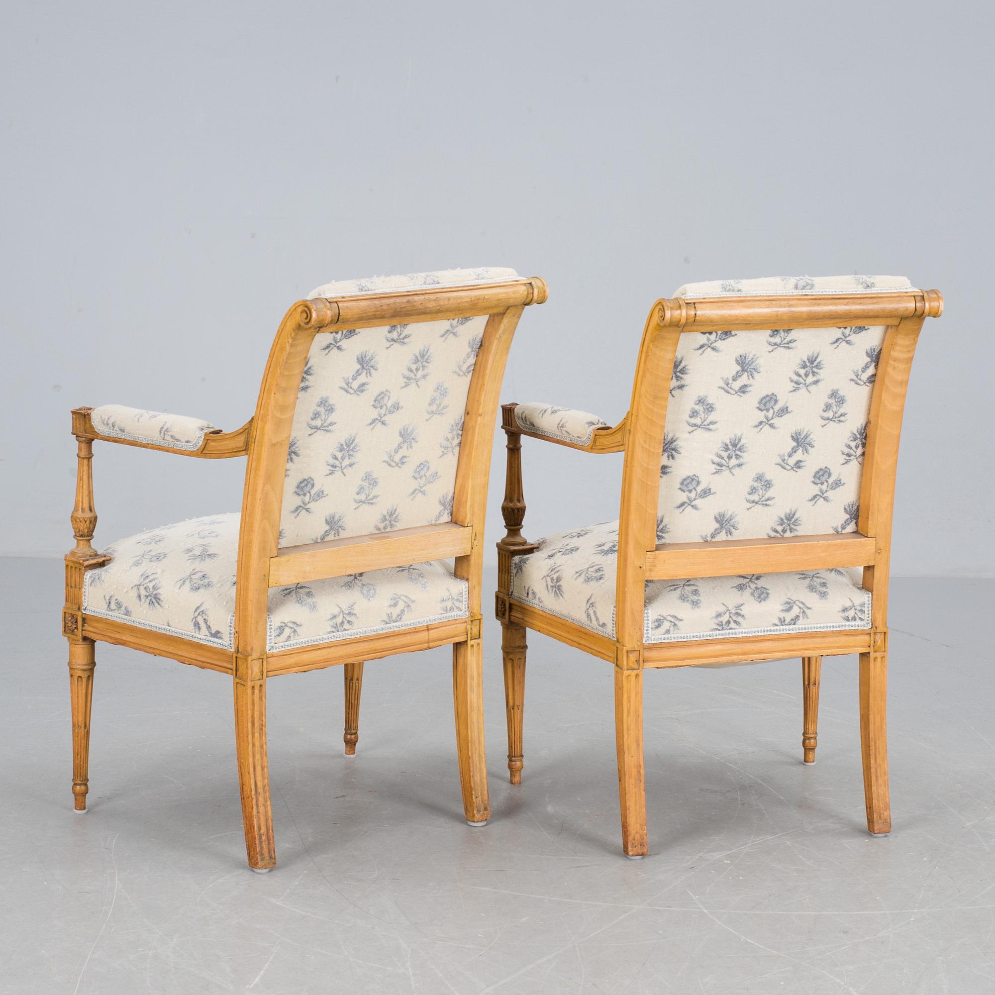 KARMSTOLAR, ett par, Louis XVI, 1800-tal.