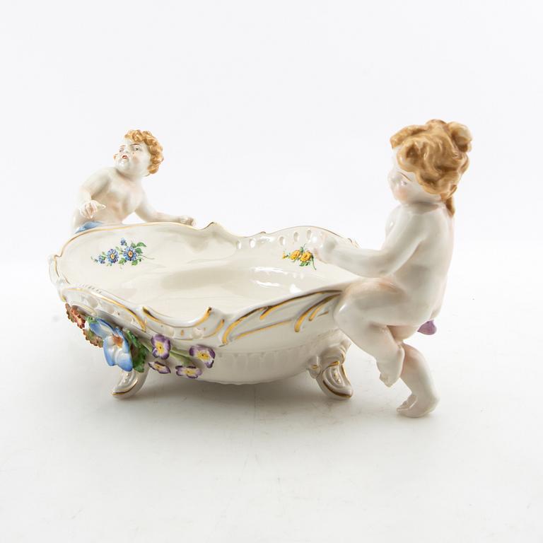 Bowl and candlesticks, a pair, Rococo style, Germany, first half of the 20th century, porcelain.