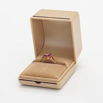 Ring, 14K guld, akvamarin och rubiner. Ryssland.