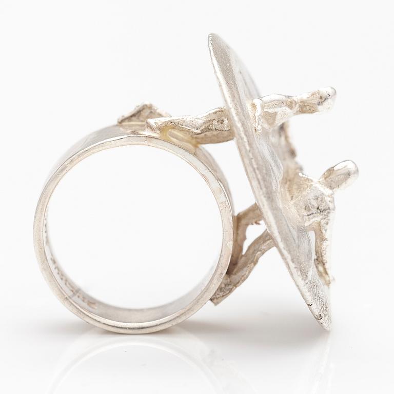 BJÖRN WECKSTRÖM, A sterling silver ring "Galactic dance". Lapponia 1971.