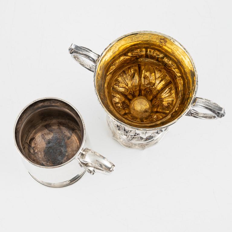 a silver tankard,  William & James Priest, London, 1772, and a silver cup, William Ker Reid, London, 1851.