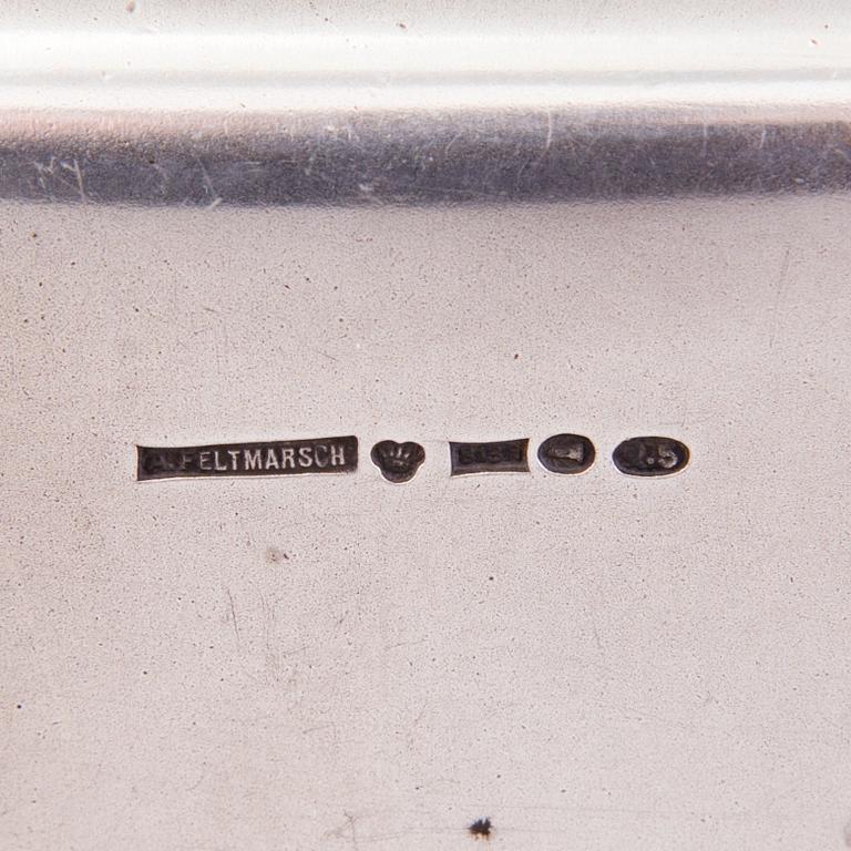 ILTALAUKKU ja SAVUKERASIA, hopeaa, A. Feltmarsch, Hanko, 1921 ja Suomen Kultaseppä Oy, Turku, 1918.