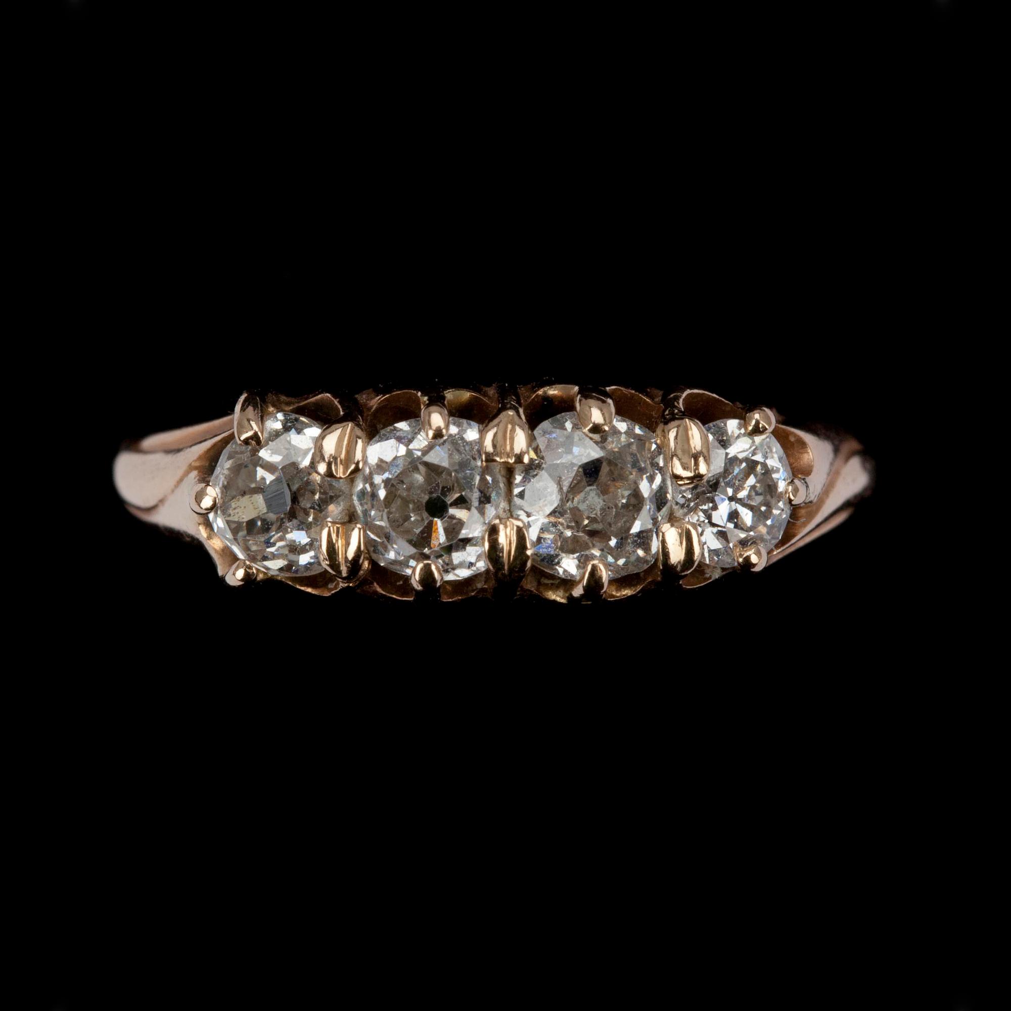 RING, guld 14K, diamanter tot. ca 1,10 ct. S:t Petersburg, Ryssland sekelskiftet 1800/1900. Vikt 2,6 g.