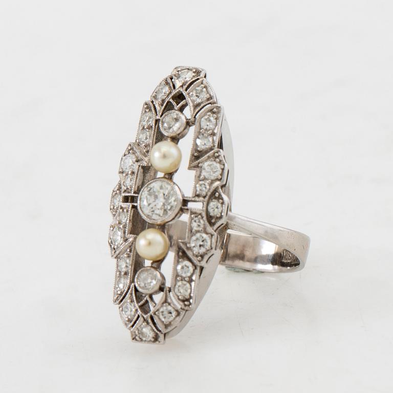 Ring, 18K white gold, with diamonds & pearls, 1968.