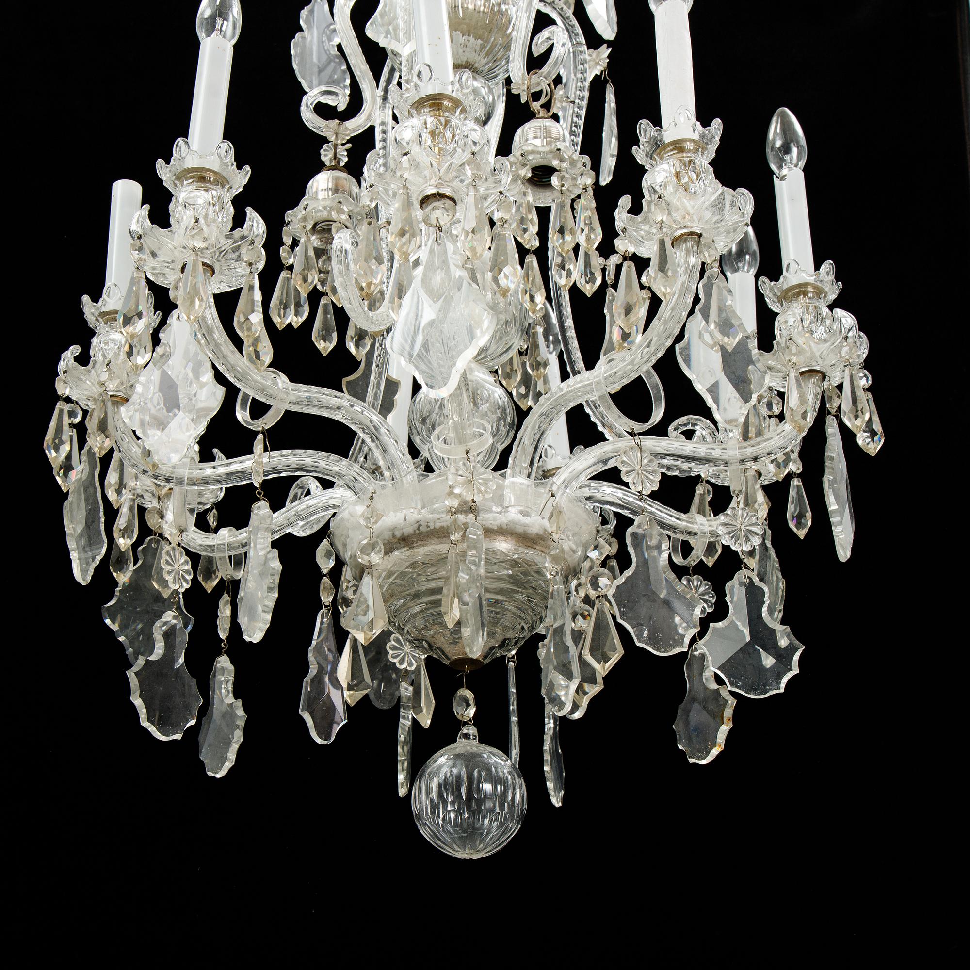 A venetian style chandelier, 20th century.