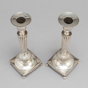 Petter Adolf Sjöberg, ljusstakar, ett par, silver, Stockholm 1813. Sengustavianska.