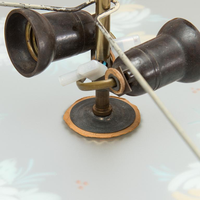 Gunnel Nyman, kattovalaisin, malli 20317 Idman / Kauklahden Lasitehdas 1900-luvun puoliväli.