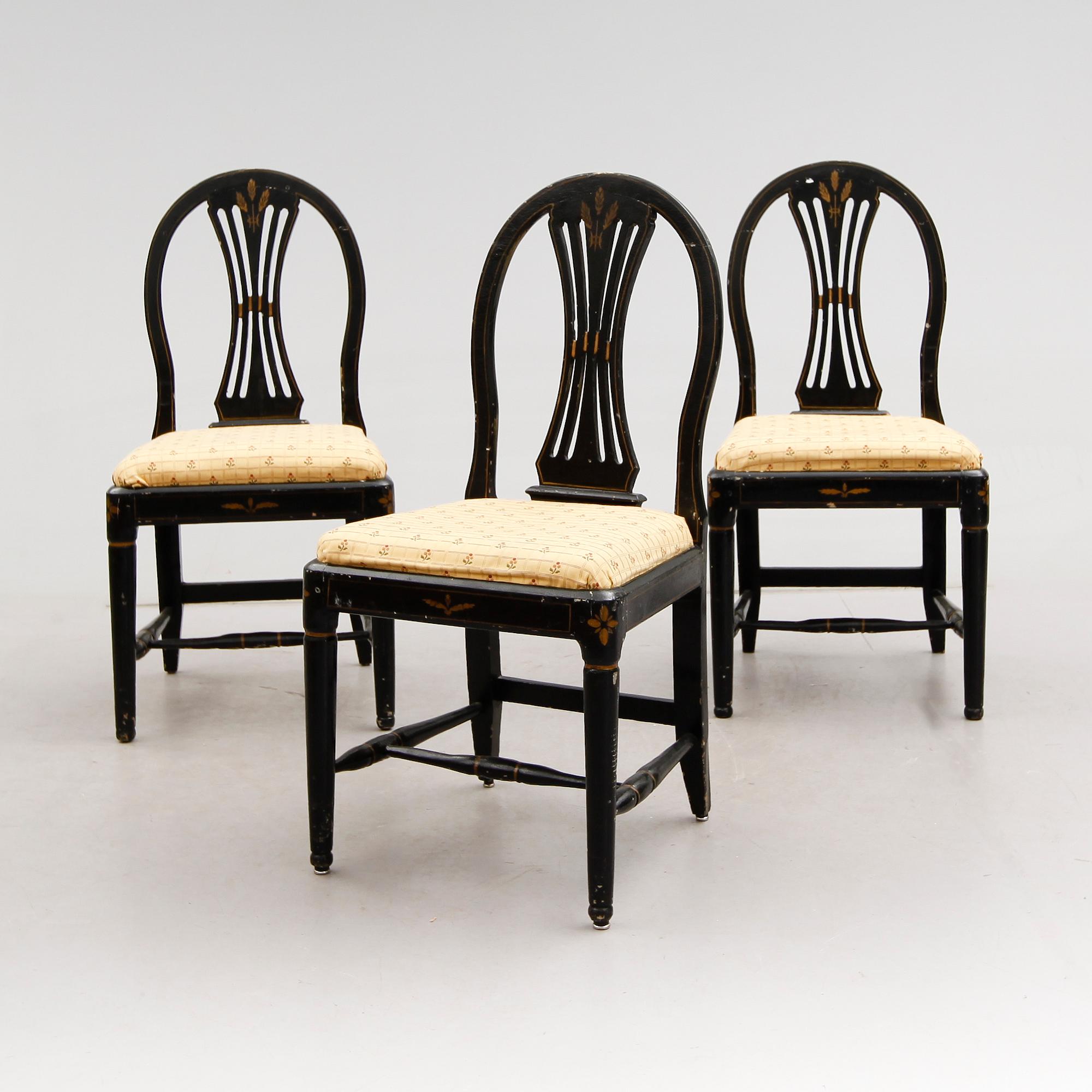 STOLAR, 3 st, sengustavianska, omkring år 1800.