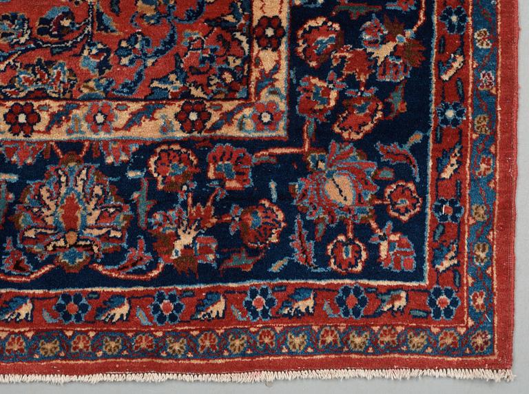 SEMI-ANTIQUE SAROUK. 201 x 126,5 cm.