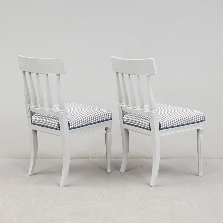 STOLAR, ett par, sengustaviansk provins, tidigt 1800-tal.