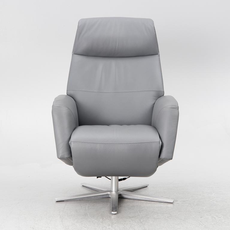 A "Scott Power premium" recliner armchair, Stressless, 21st century.
