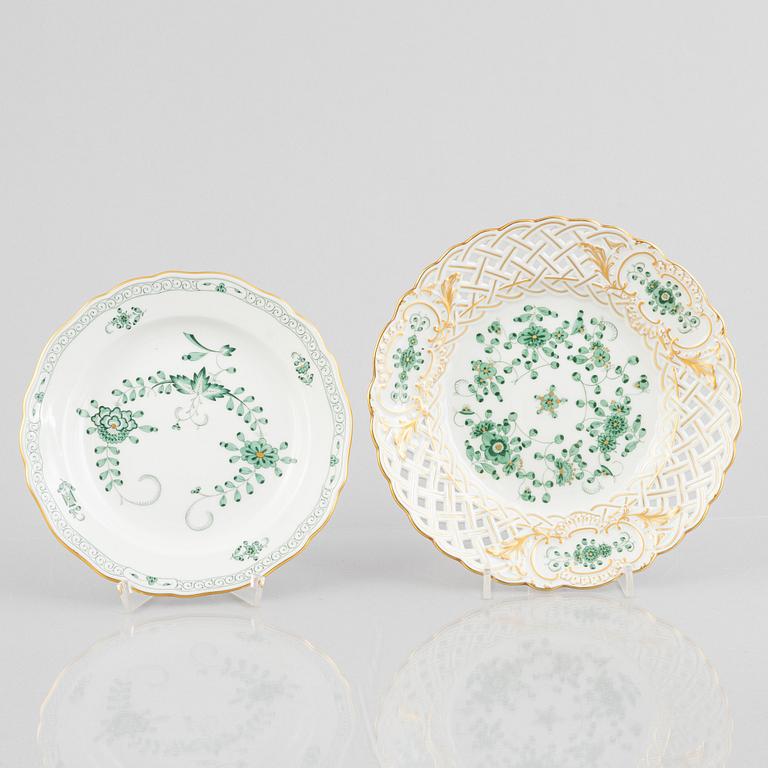 Dinner and coffee service, 72 pieces, porcelain, "Indische Malerei Grün", Meissen, Germany.