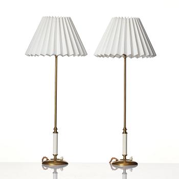 Bertil Brisborg, a pair of table lamps model "31570", Nordiska Kompaniet, 1940s-50s.