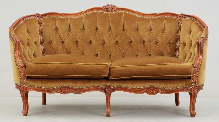 SOFFA, rokokostil, omkring 1900-talets mitt.