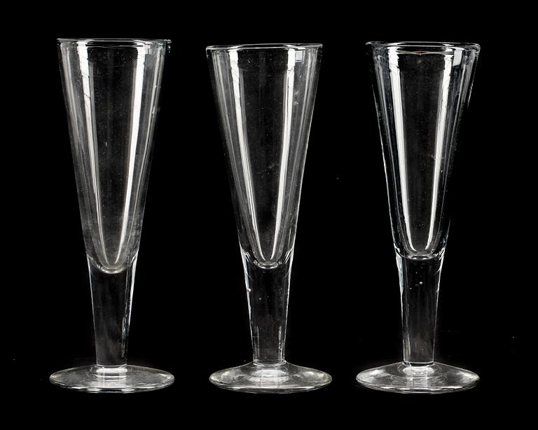 CHAMPAGNESTRUTAR, 12 st, glas, 1800-tal.