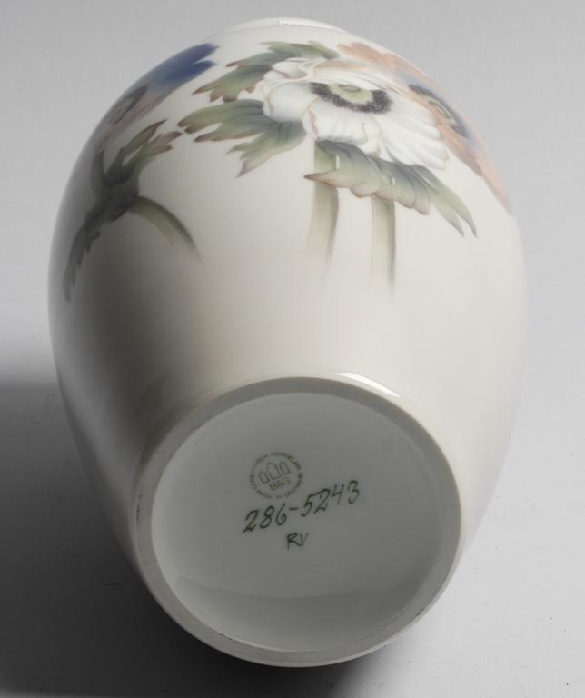 VAS, porslin, Bing & Gröndahl.