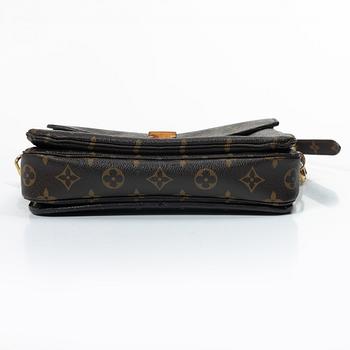 Louis Vuitton, Bag, “Pochette Metis”, 2014.
