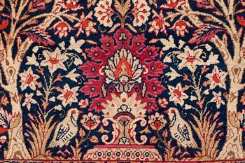 SEMIANTIK KIRMAN LAVER. 214,5 x 136 cm.