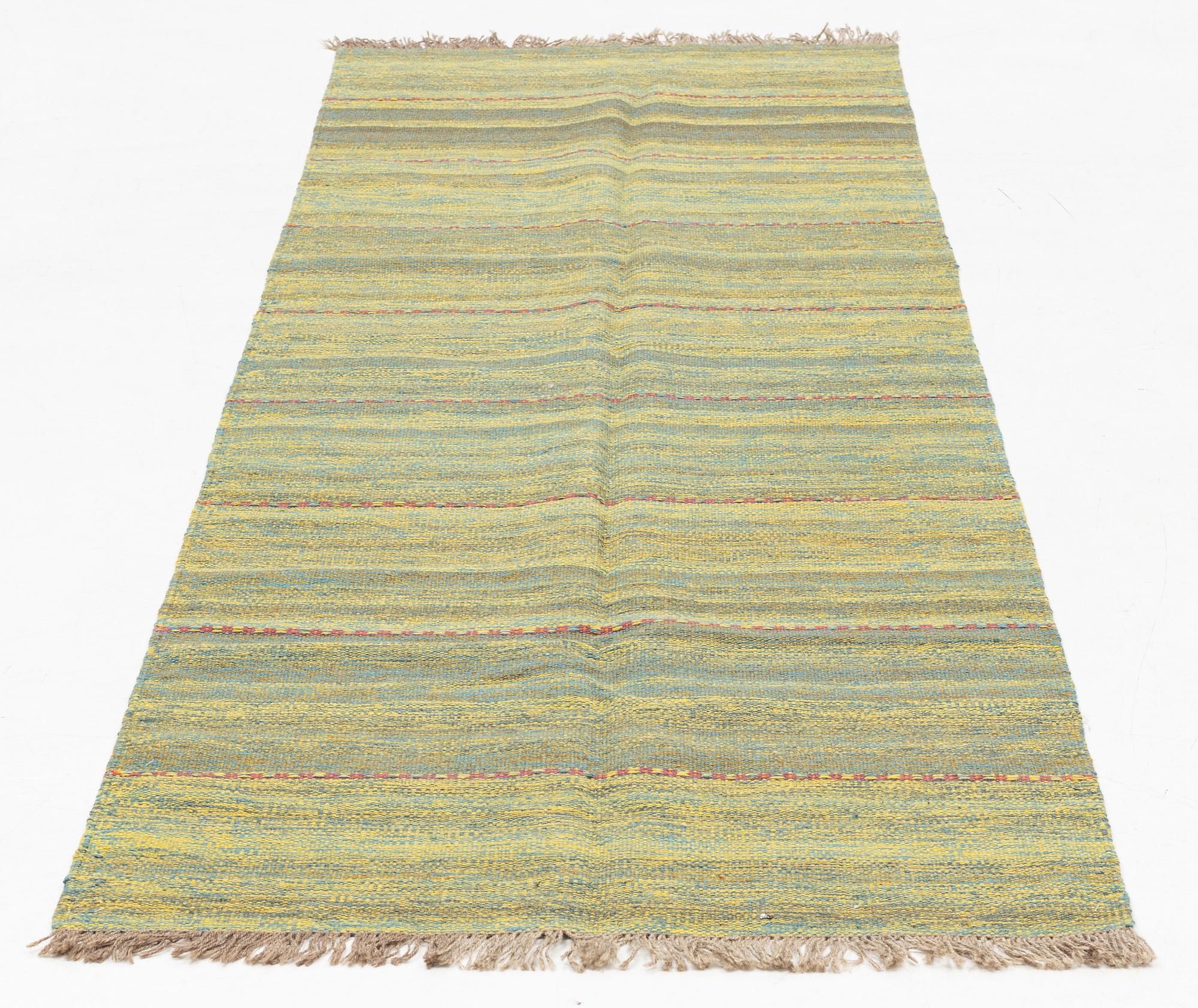 A kilim runner, 300 x 90 cm.