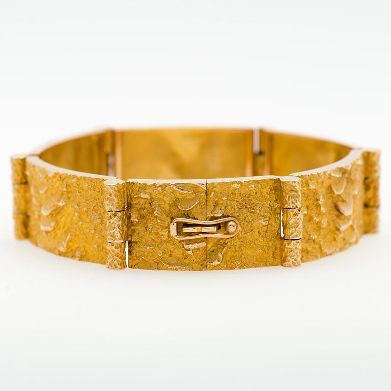 BJÖRN WECKSTRÖM, ARMBAND,  "Fantasi", 14K guld. Lapponia 1967.