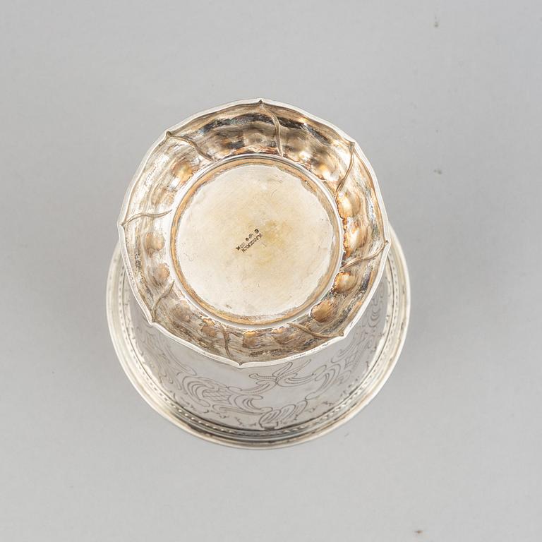 K Anderson, a silver beaker, Stockholm, 1932.