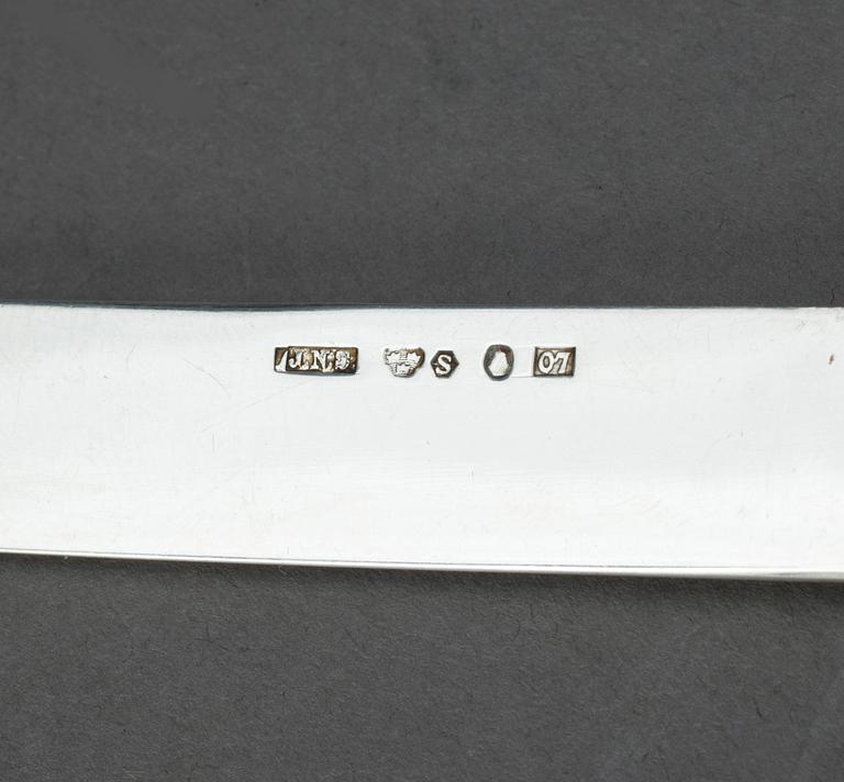 FRUKTBESTICK, 12 delar, silver, bla Johannes Schurmann, Landskrona. 1908-1916. Tot ca 409 gram.