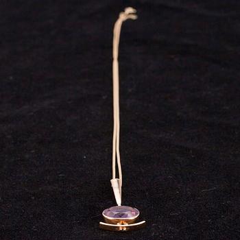 KED, guld 14K samt, Kupittaan Kulta, Åbo. HÄNGE, ametist samt guld 14K, stämplad V.I.