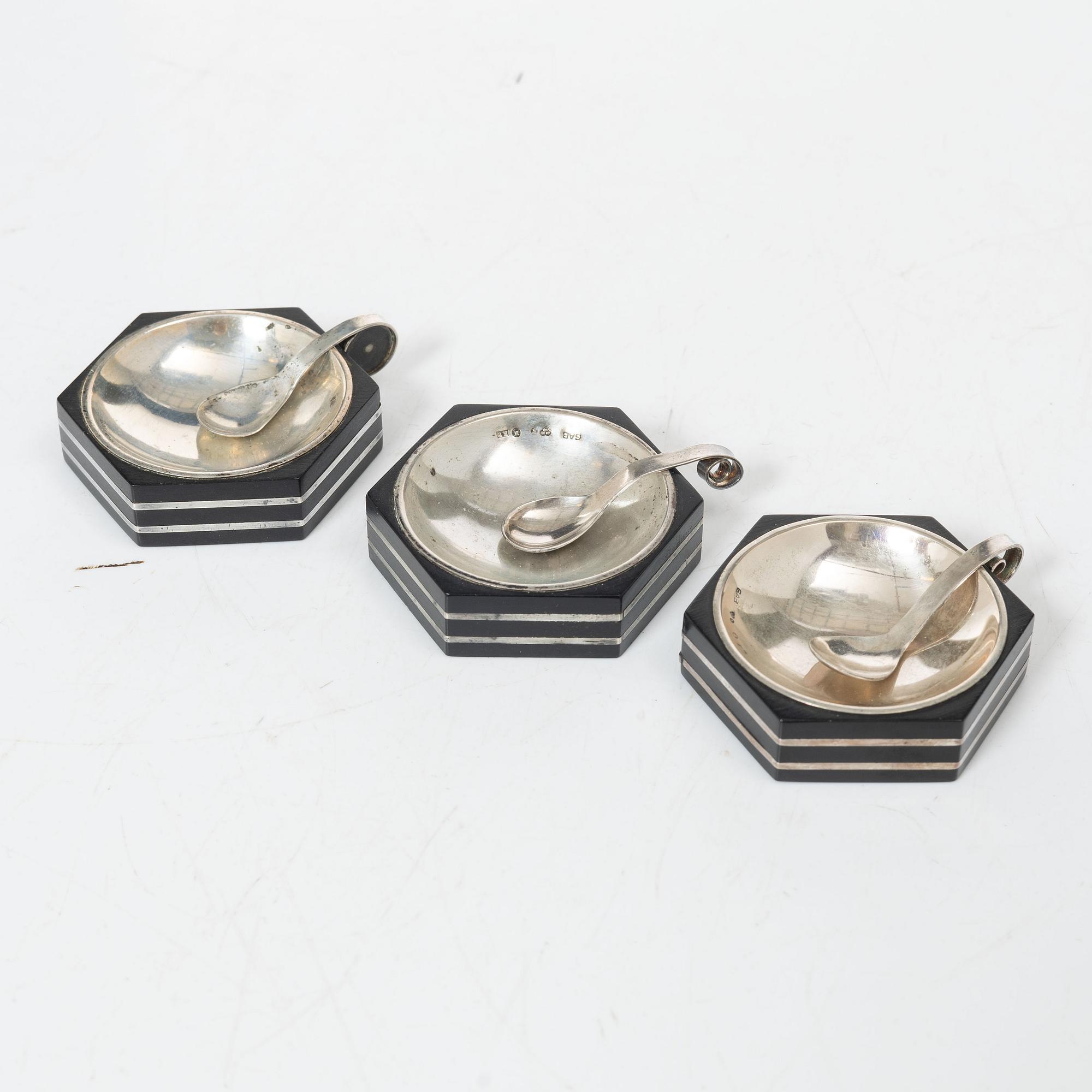 Saltkar, 3 st, silver och bakelit, GAB, Stockholm 1935-36.