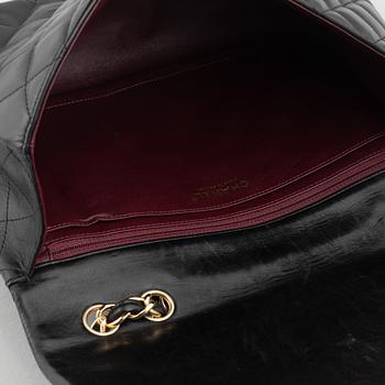 Chanel, väska, "Maxi Classic Flap Bag", 2009-10.
