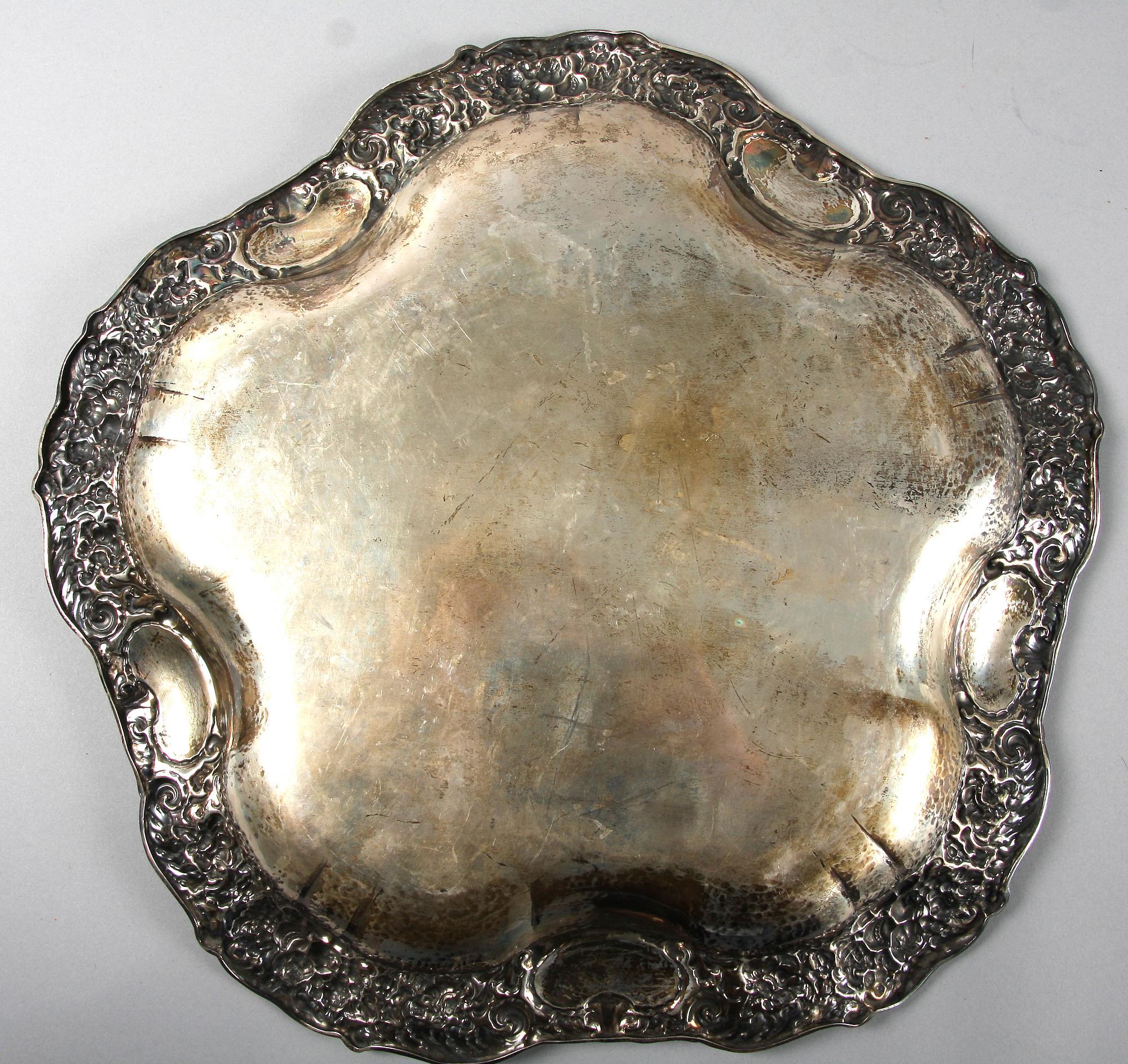 PRESENTERFAT, silver, barockstil, Emil Oscar Möller, Malmö, 1927. 963 g.