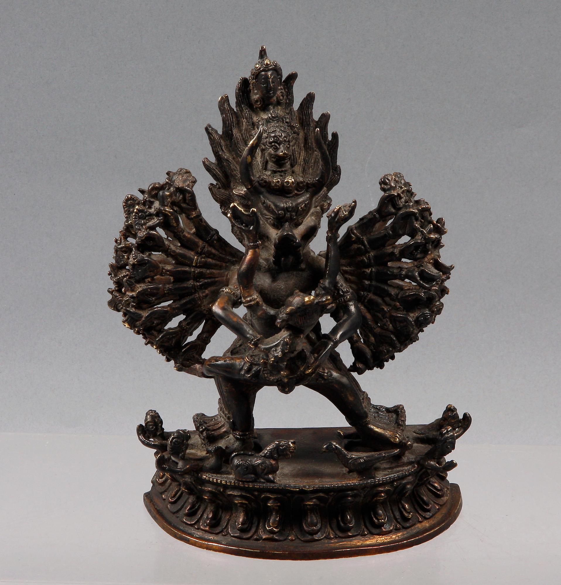 FIGURIN, metall. Asien.