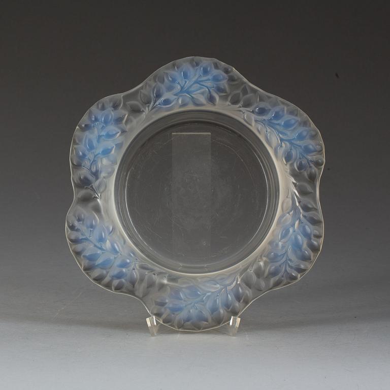 SKÅLFAT, glas. Lalique, Frankrike 1900-talets andra del.