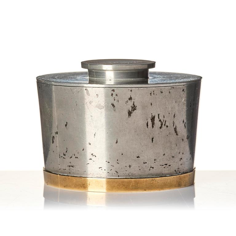 Nils Fougstedt, a lidded pewter bowl, Firma Svenskt Tenn, Stockholm, 1936.