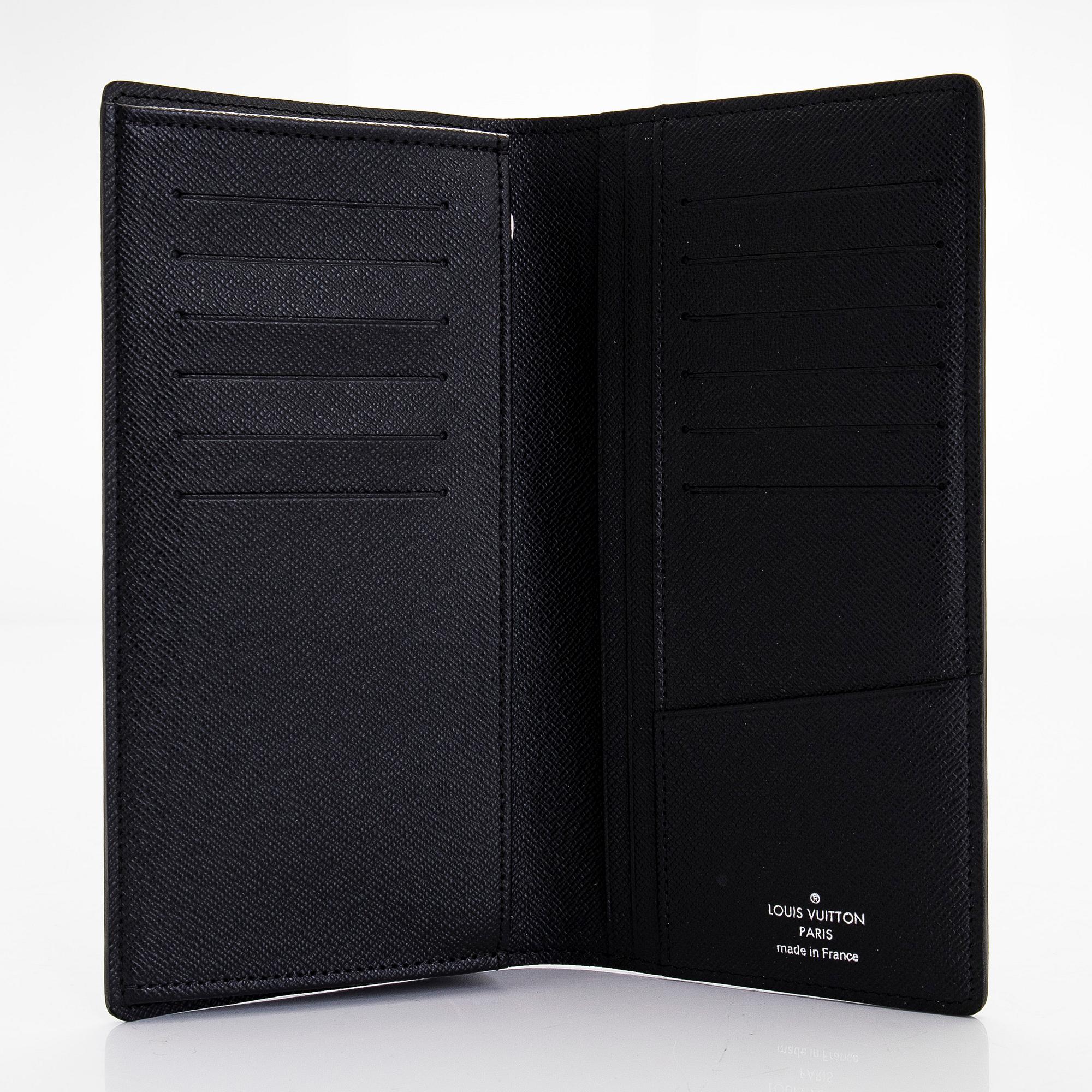 Louis Vuitton, a 'Brazza' wallet.