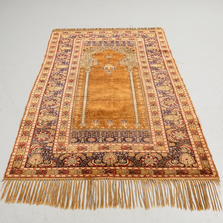 Matta, Anatol, semiantik, silke, ca 180 x 125 cm.