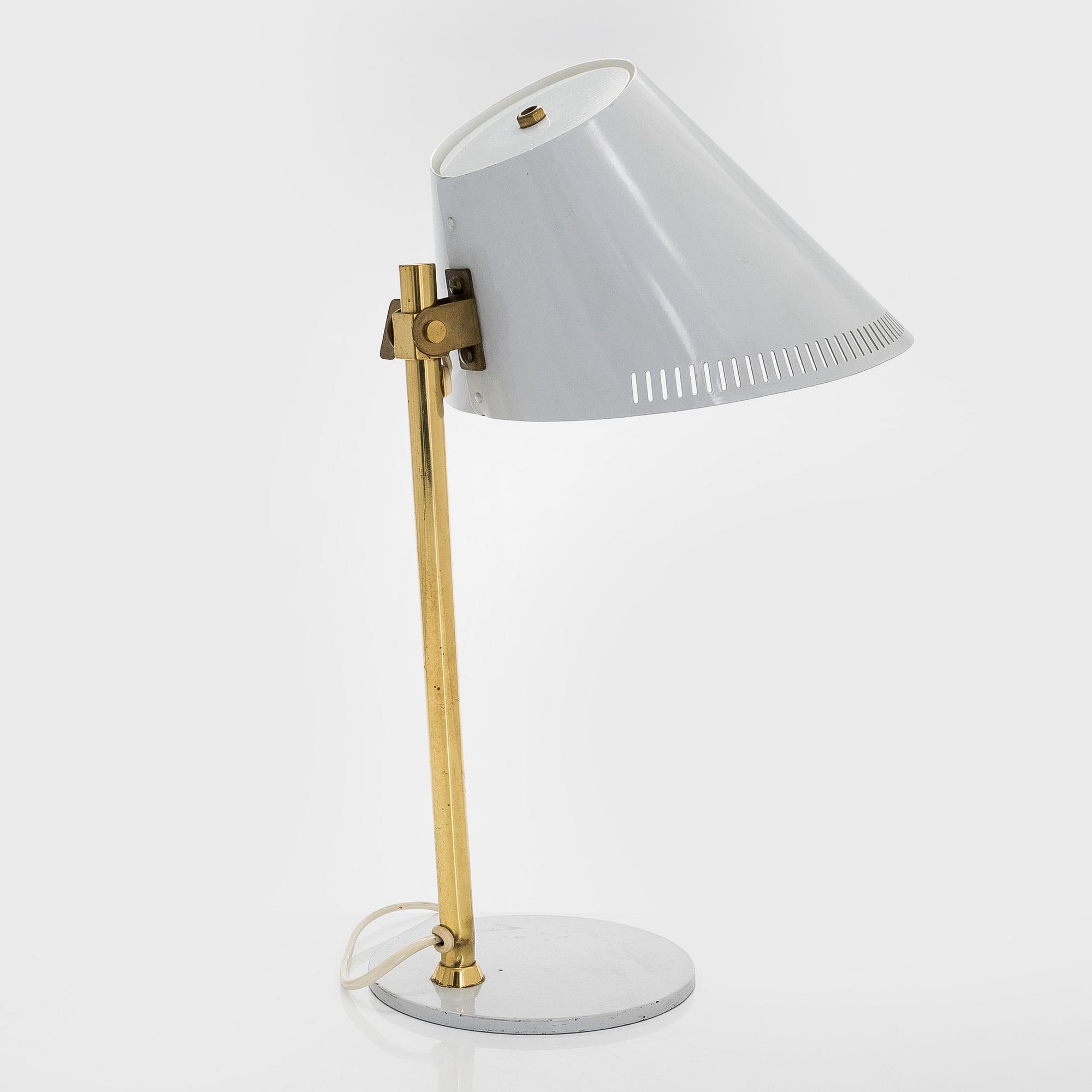 Paavo Tynell, bordslampa, modell 9227, Idman 1900-talets mitt.