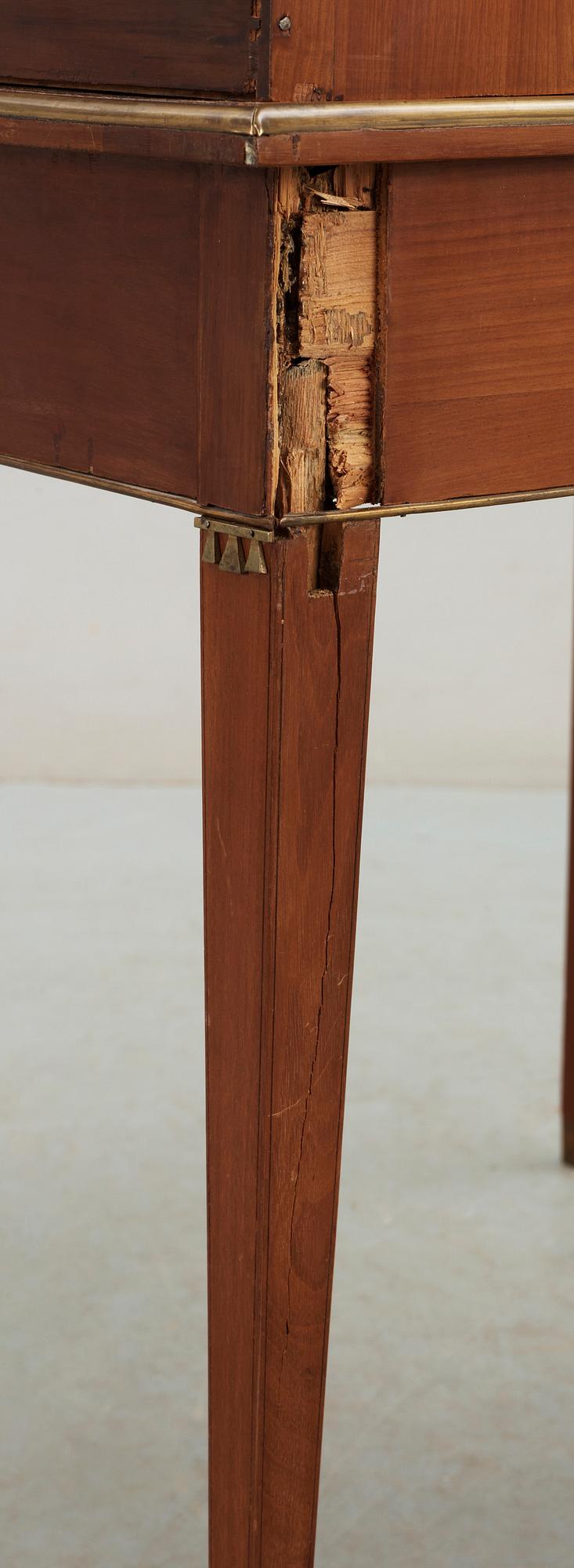 SKRIVBORD, sengustavianskt, 1700-talets slut.